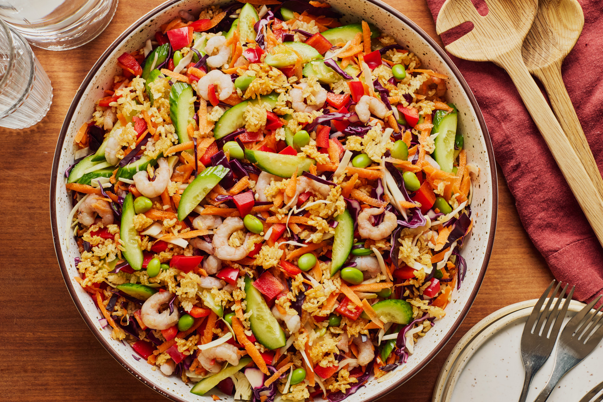 Salade asiatique au riz croustillant