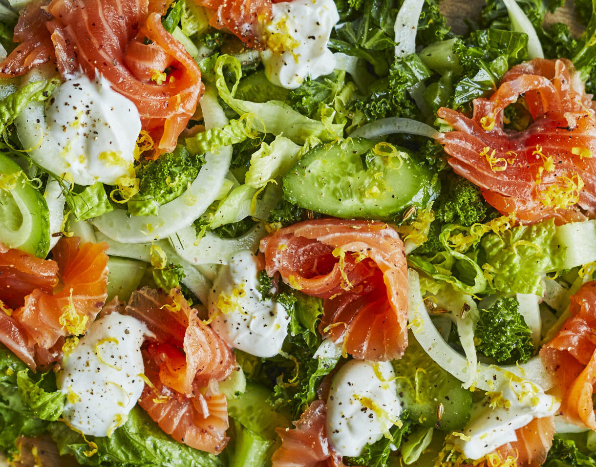 Salade citronnée au saumon et au fenouil