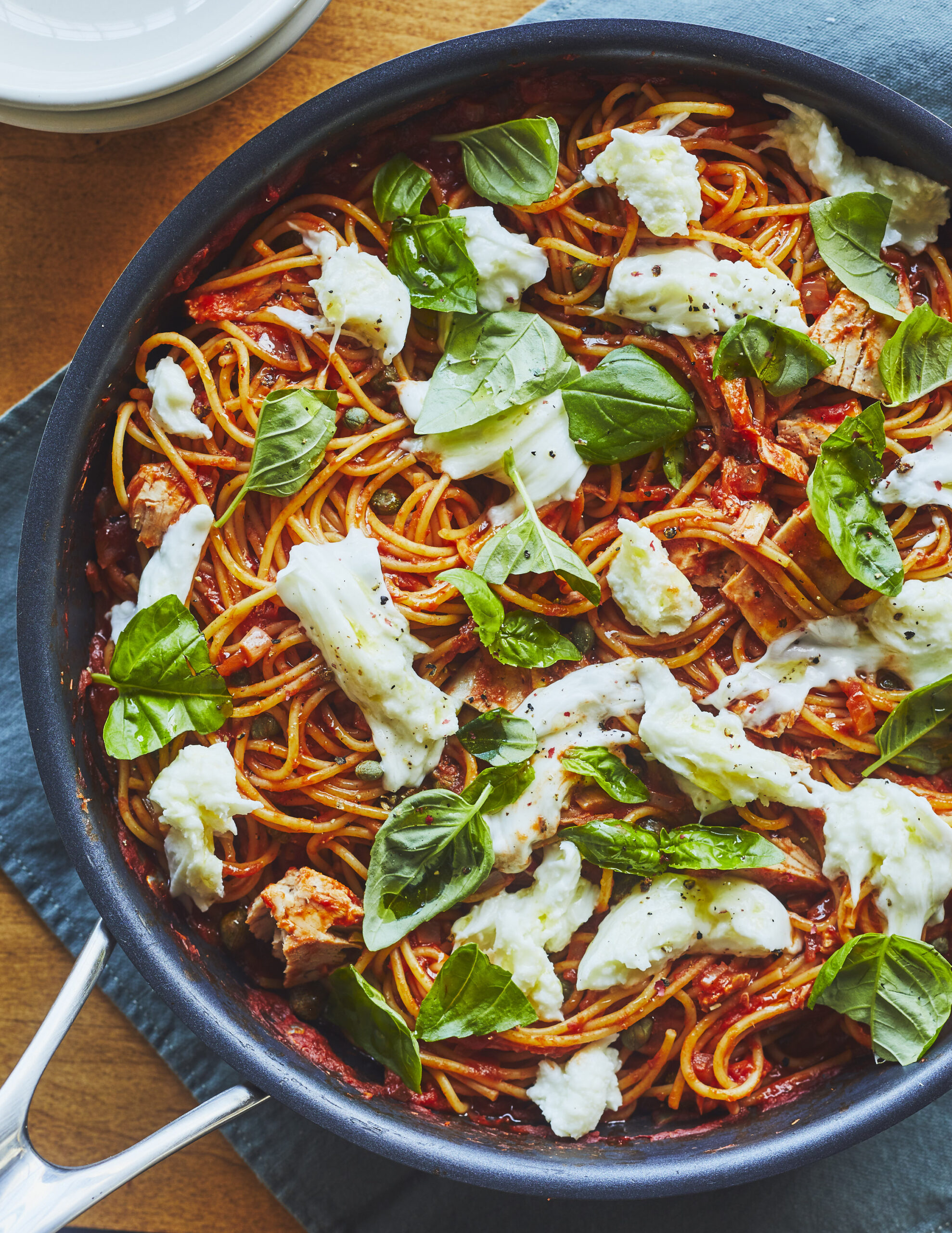 Spaghetti au thon et aux câpres